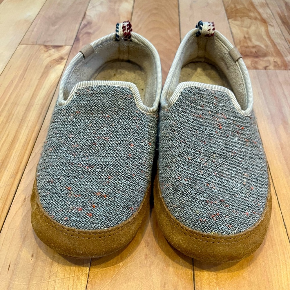 Acorn slippers